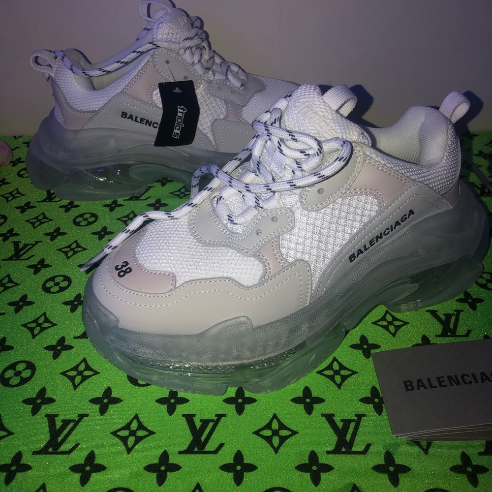 Balenciaga triple s